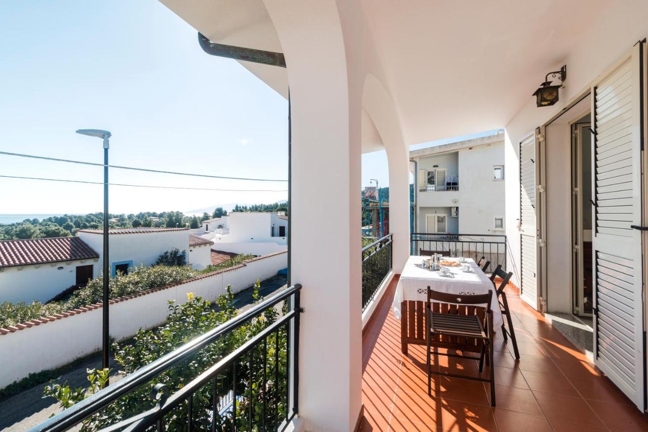 Suite Apartment La Punta Cala Gonone Eksteriør billede