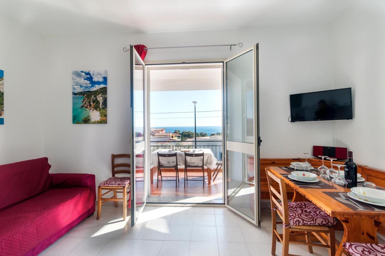 Suite Apartment La Punta Cala Gonone Eksteriør billede