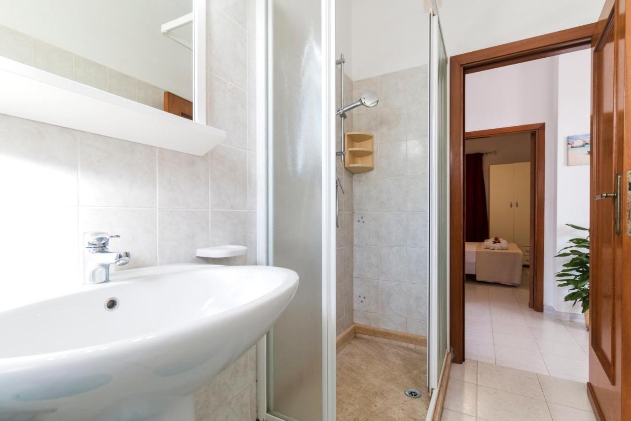 Suite Apartment La Punta Cala Gonone Eksteriør billede